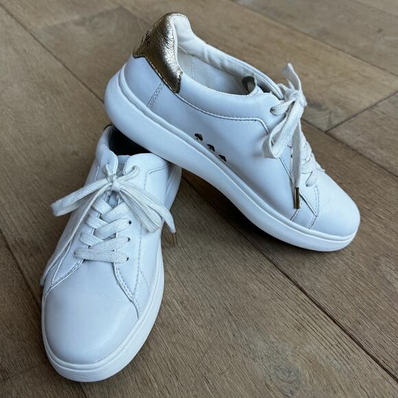 Kate Spade Lift White Sneakers Sz 7 Leather Gold Heel Accent and Gold Logo - Picture 3 of 12